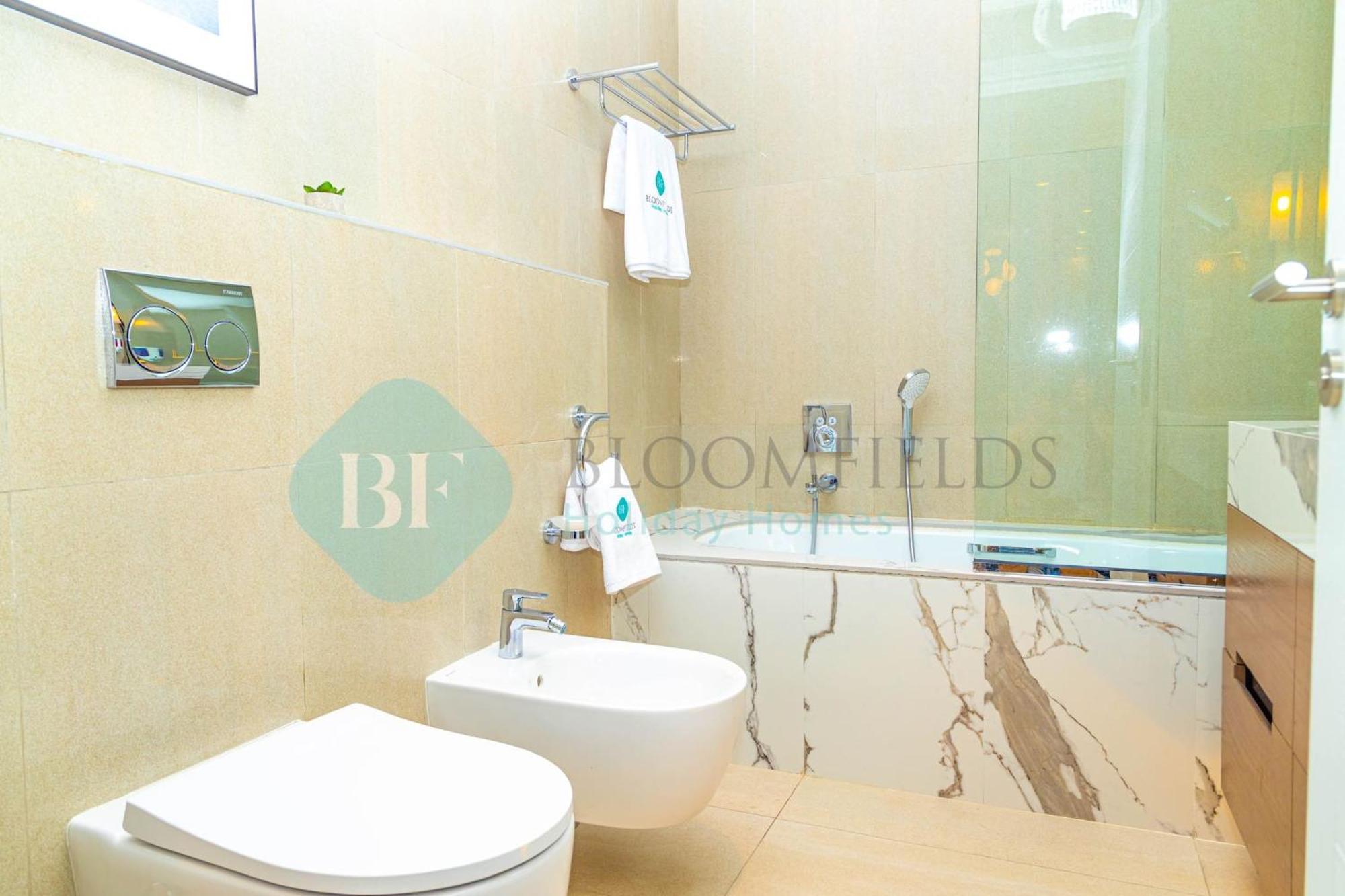 Bloomfields 2Brmaid Address Beach Fujairah Bagian luar foto
