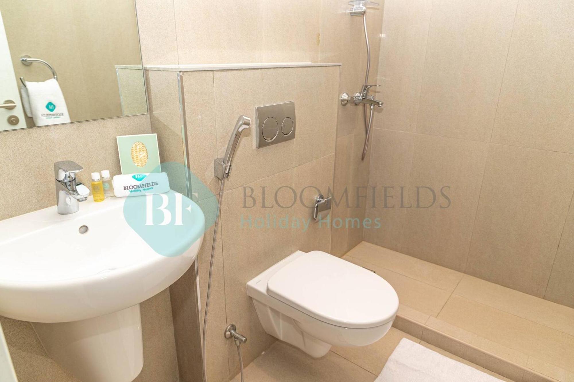 Bloomfields 2Brmaid Address Beach Fujairah Bagian luar foto